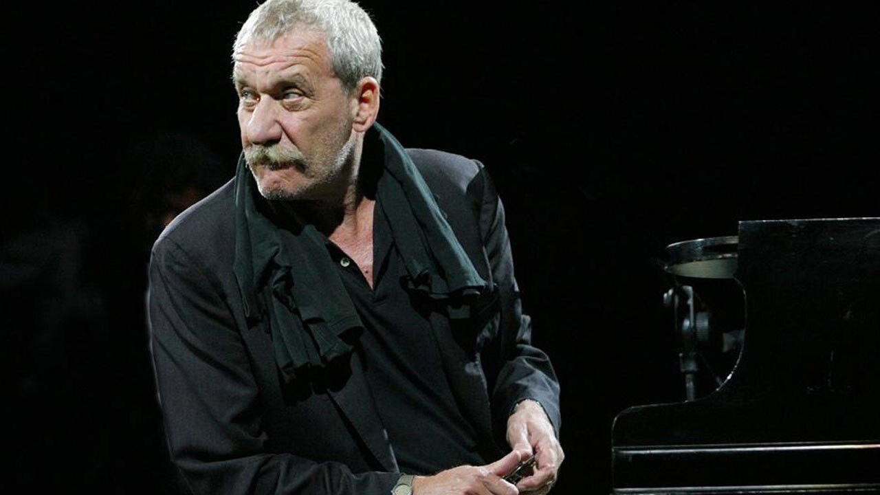 Paolo Conte, Come Away with Me backdrop