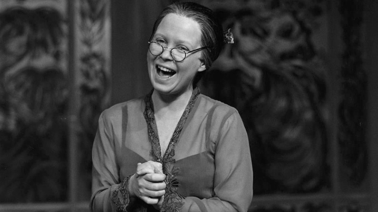 The Late Late Lien Show backdrop