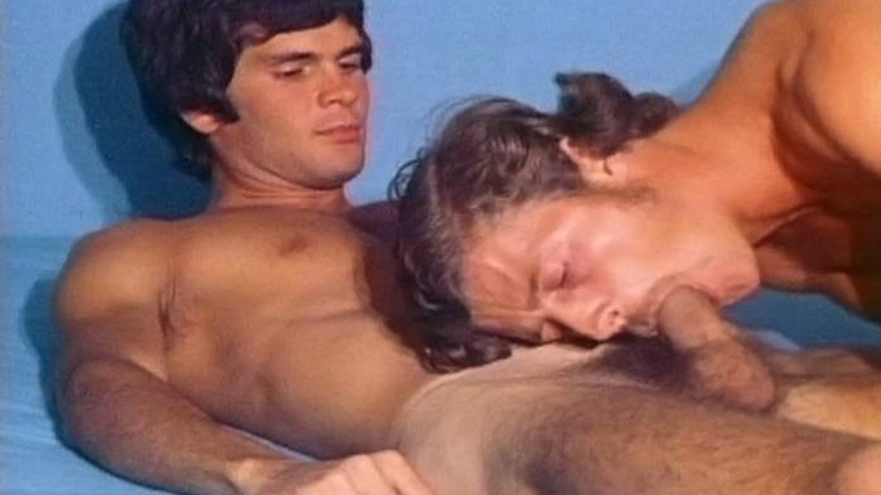 Hurts So Good backdrop