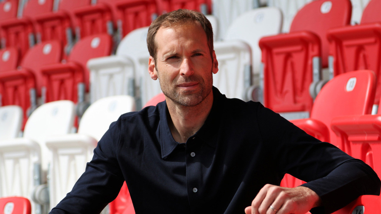 Den s Petrem Čechem backdrop