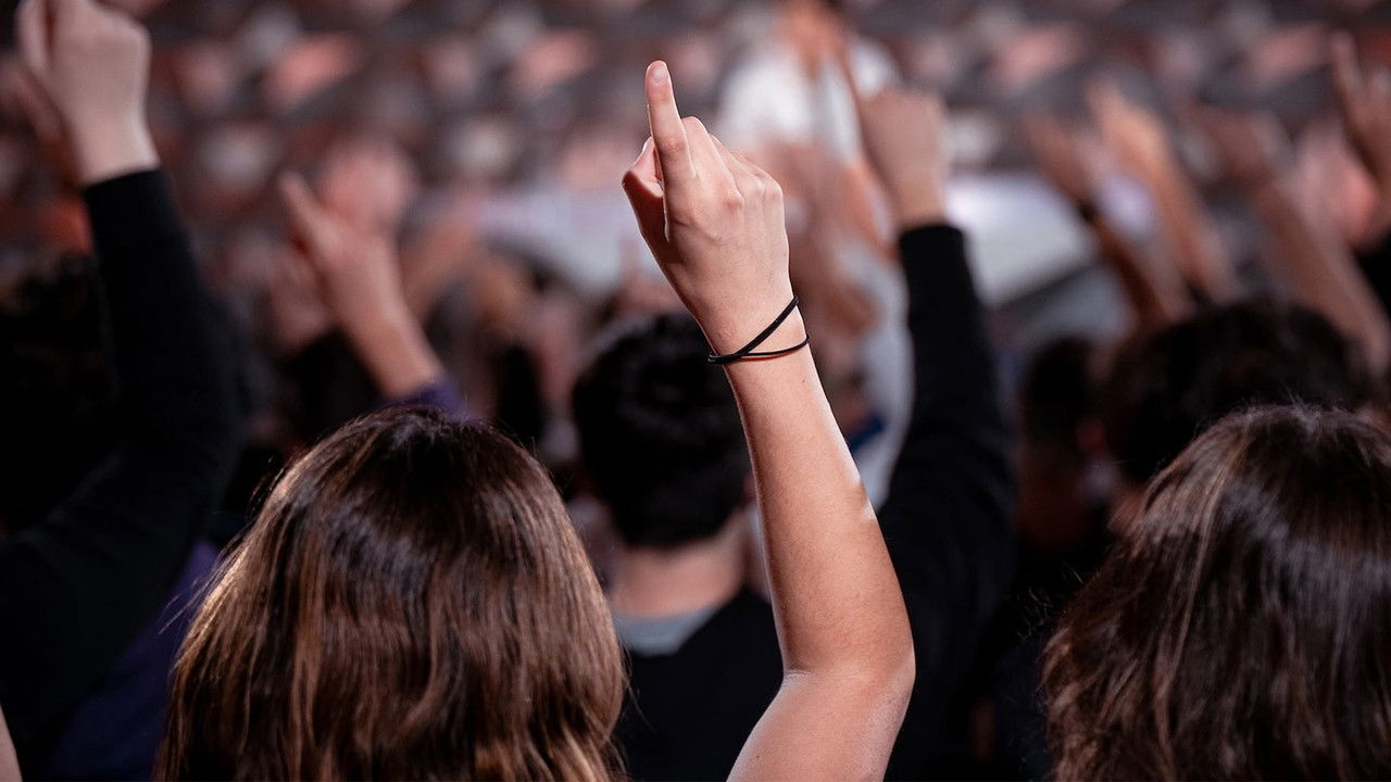 La Conferenza Stampa backdrop