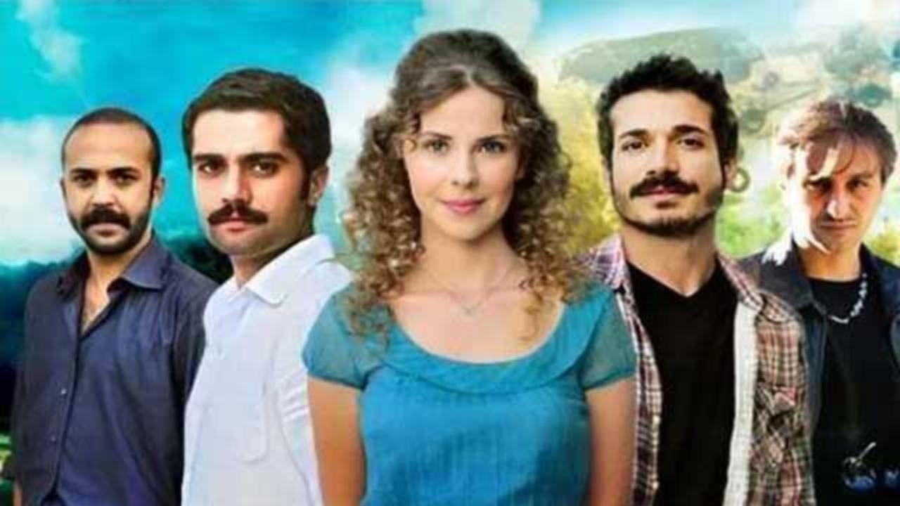 Mavi Kelebekler backdrop