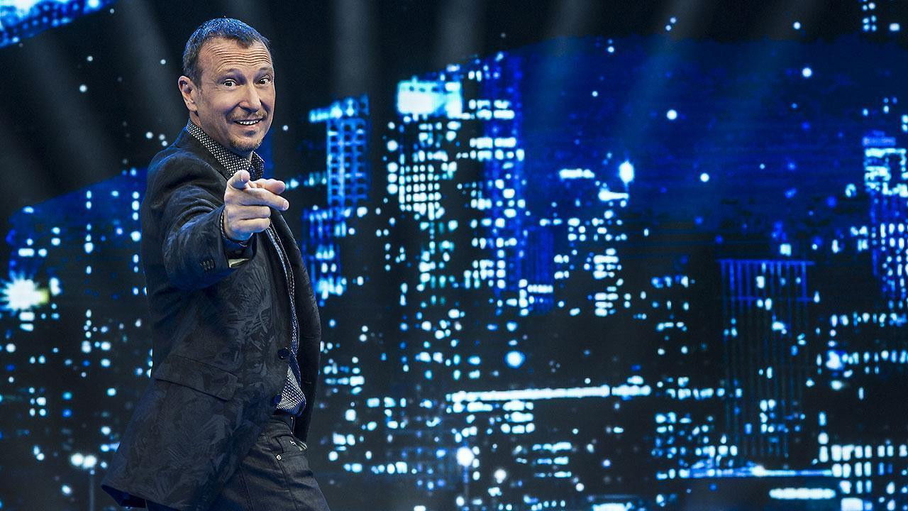 Stasera tutto è possibile backdrop