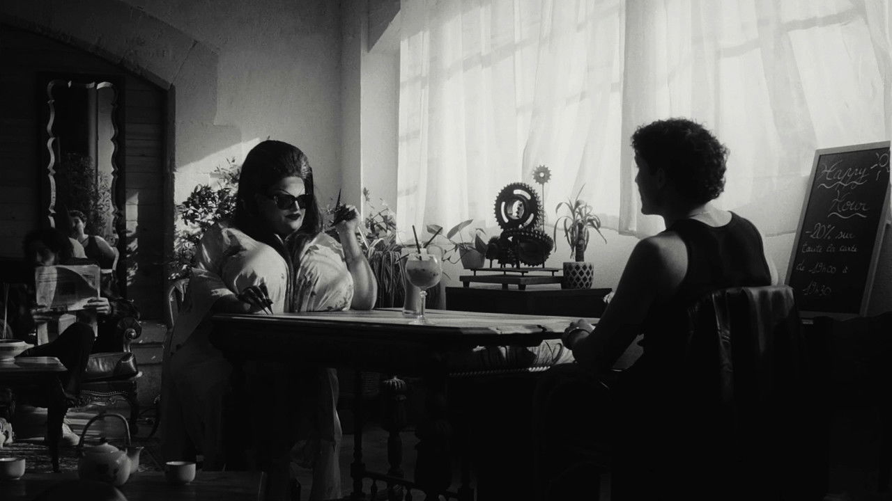 Dans les yeux backdrop