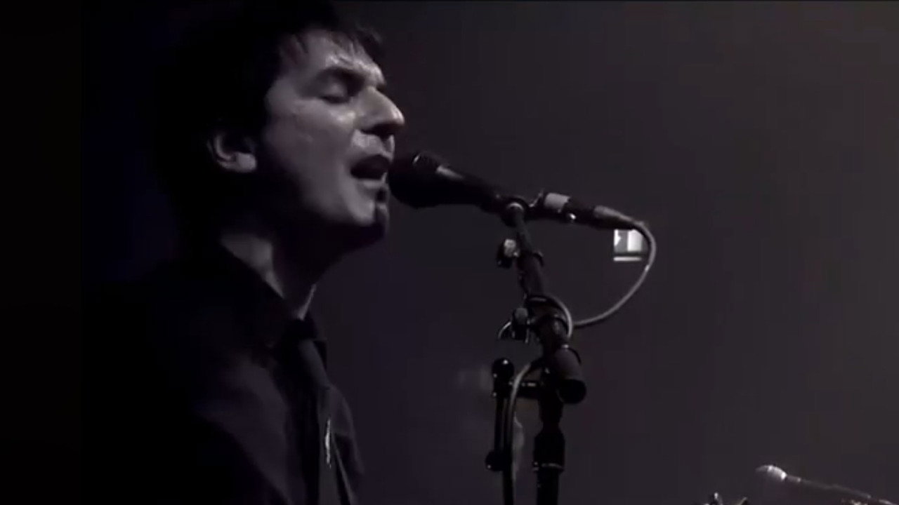 Amplifier: Live in Berlin backdrop