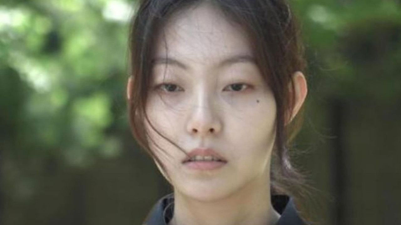 Covering Eyes backdrop