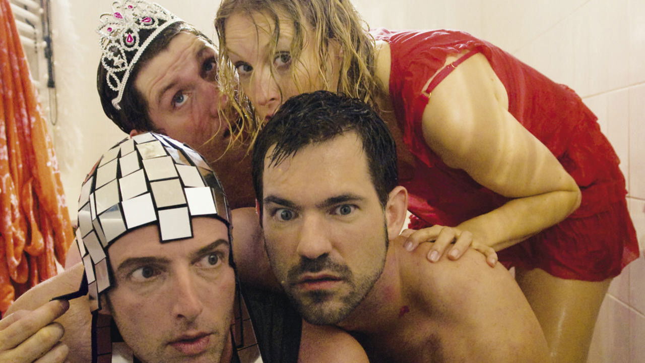 Men to Kiss backdrop