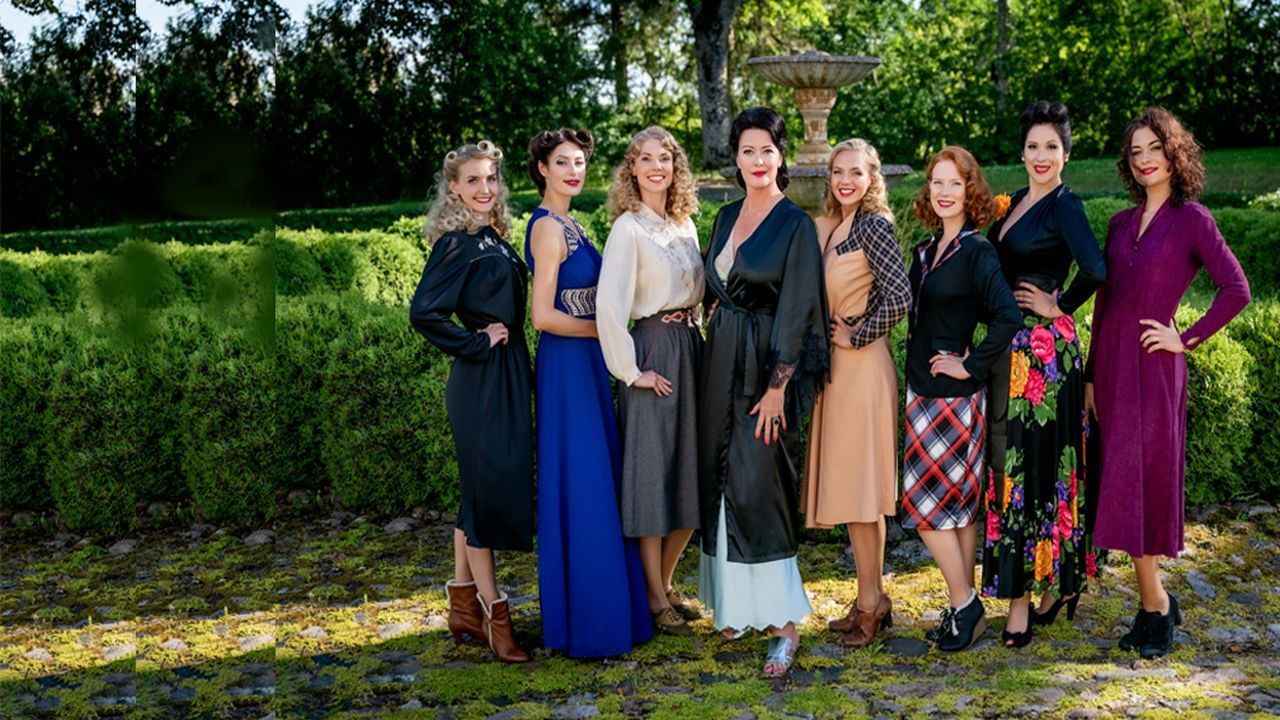 Women's War backdrop