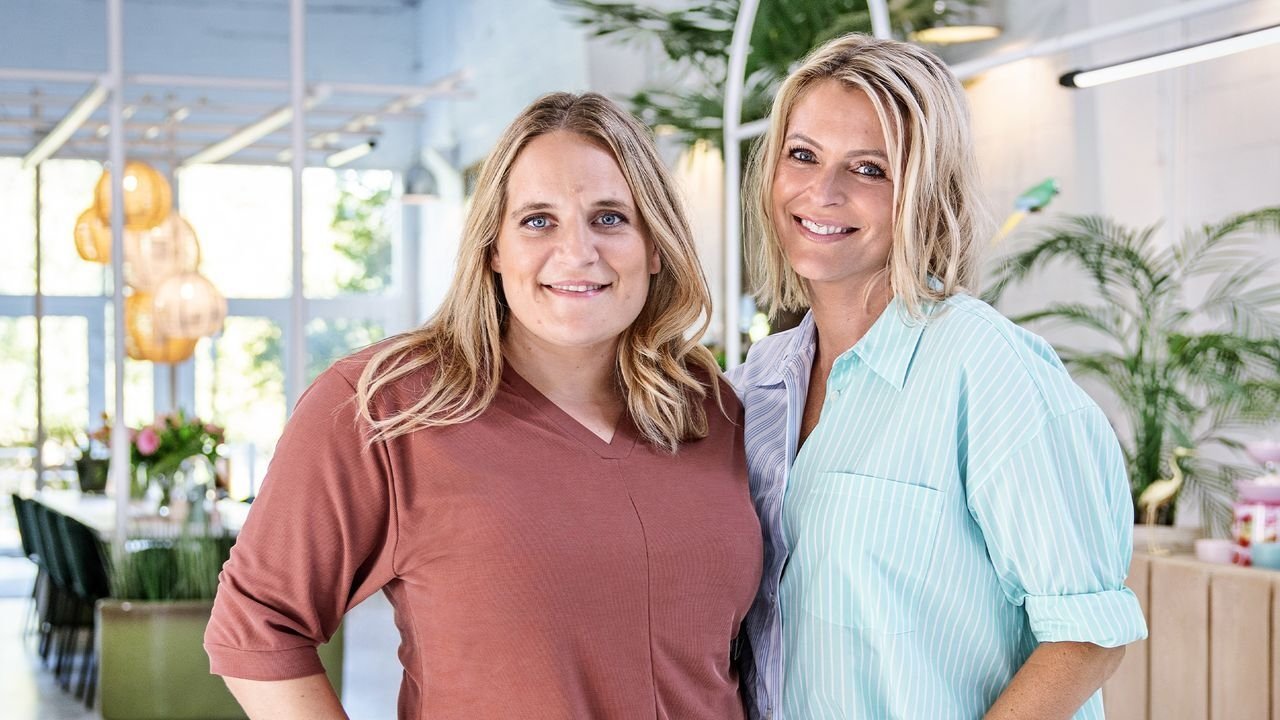 Cupido Ofzo backdrop