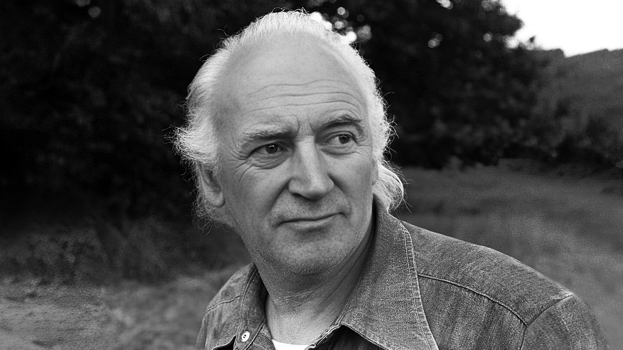 René Vautier, le maquisard à la caméra backdrop