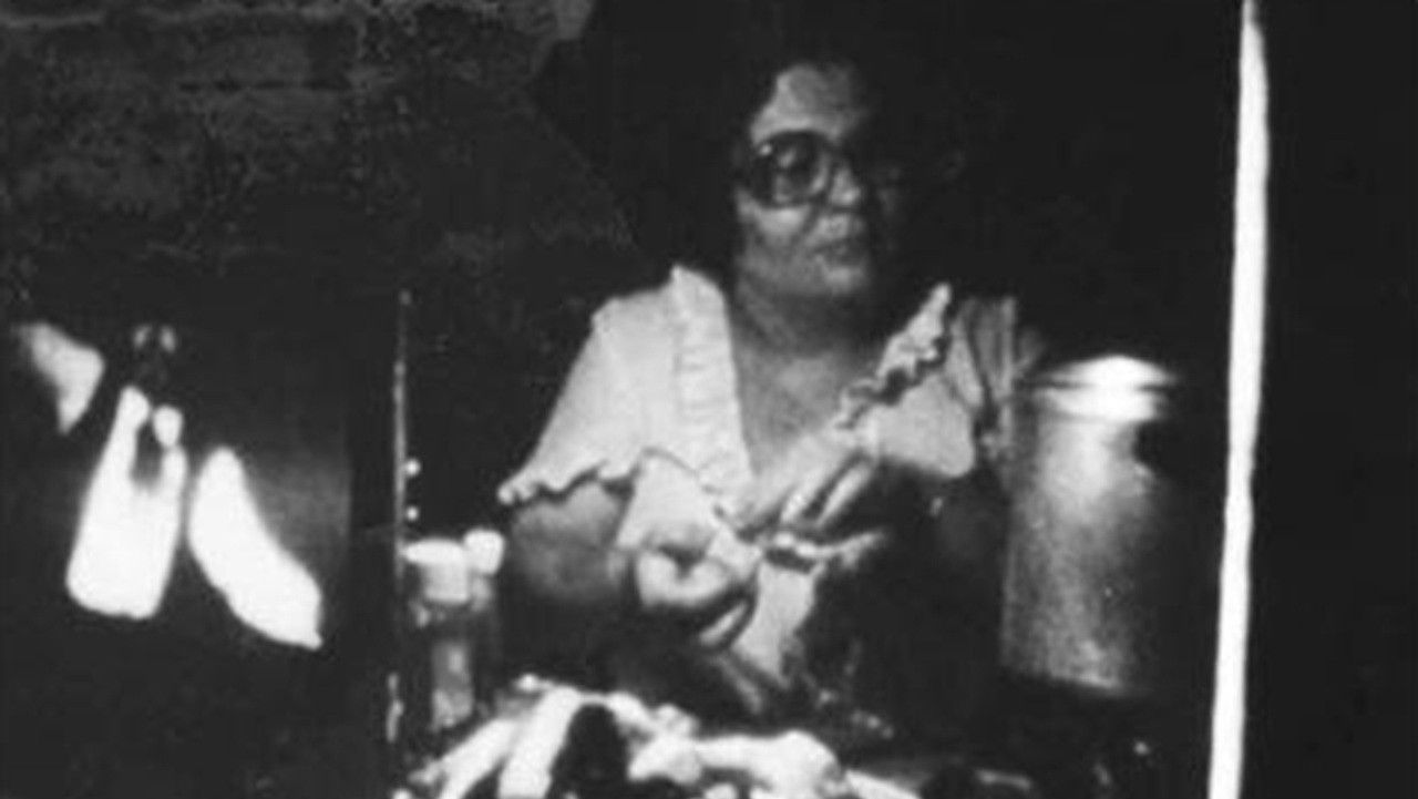 Sopa de pollo de mamá backdrop