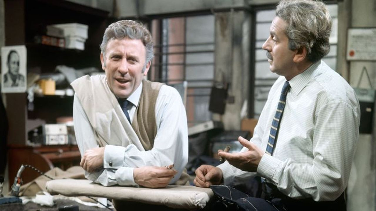 Never Mind the Quality, Feel the Width backdrop