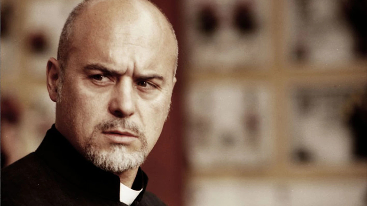 Kiss Me First backdrop