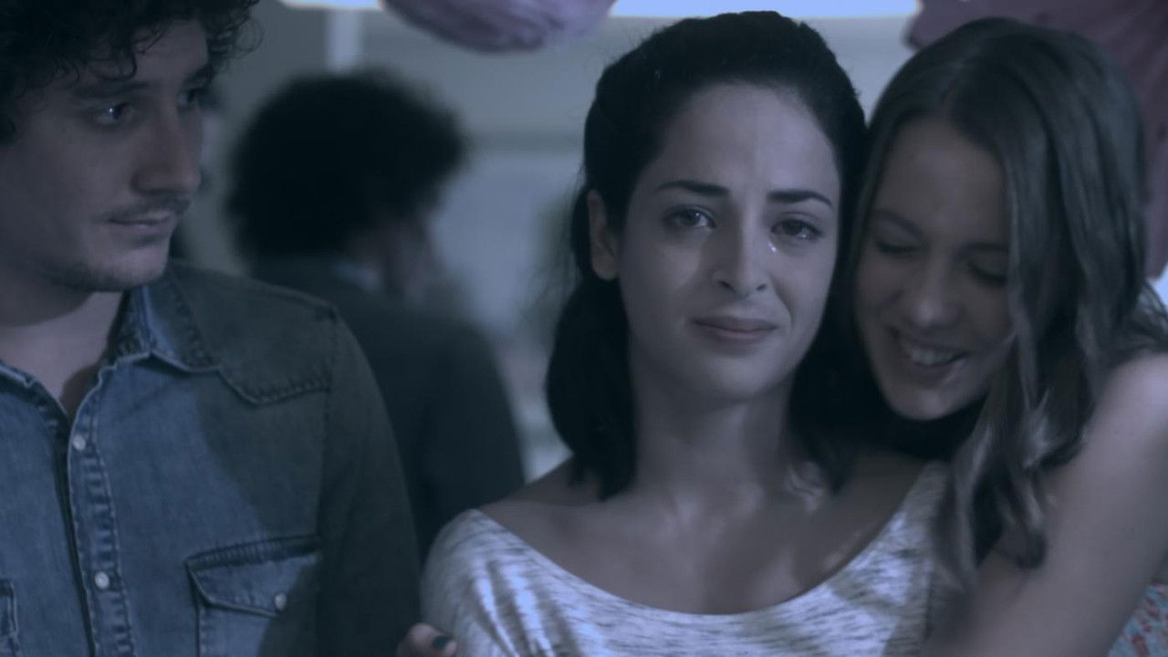 Sangra. Grita. Late! backdrop