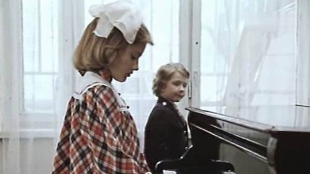 A Strong Personality from 2 "A" backdrop