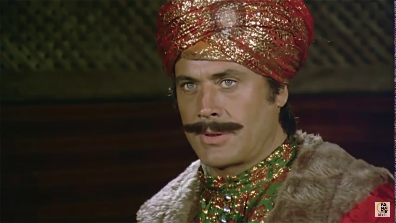 Hakanlar Çarpışıyor backdrop