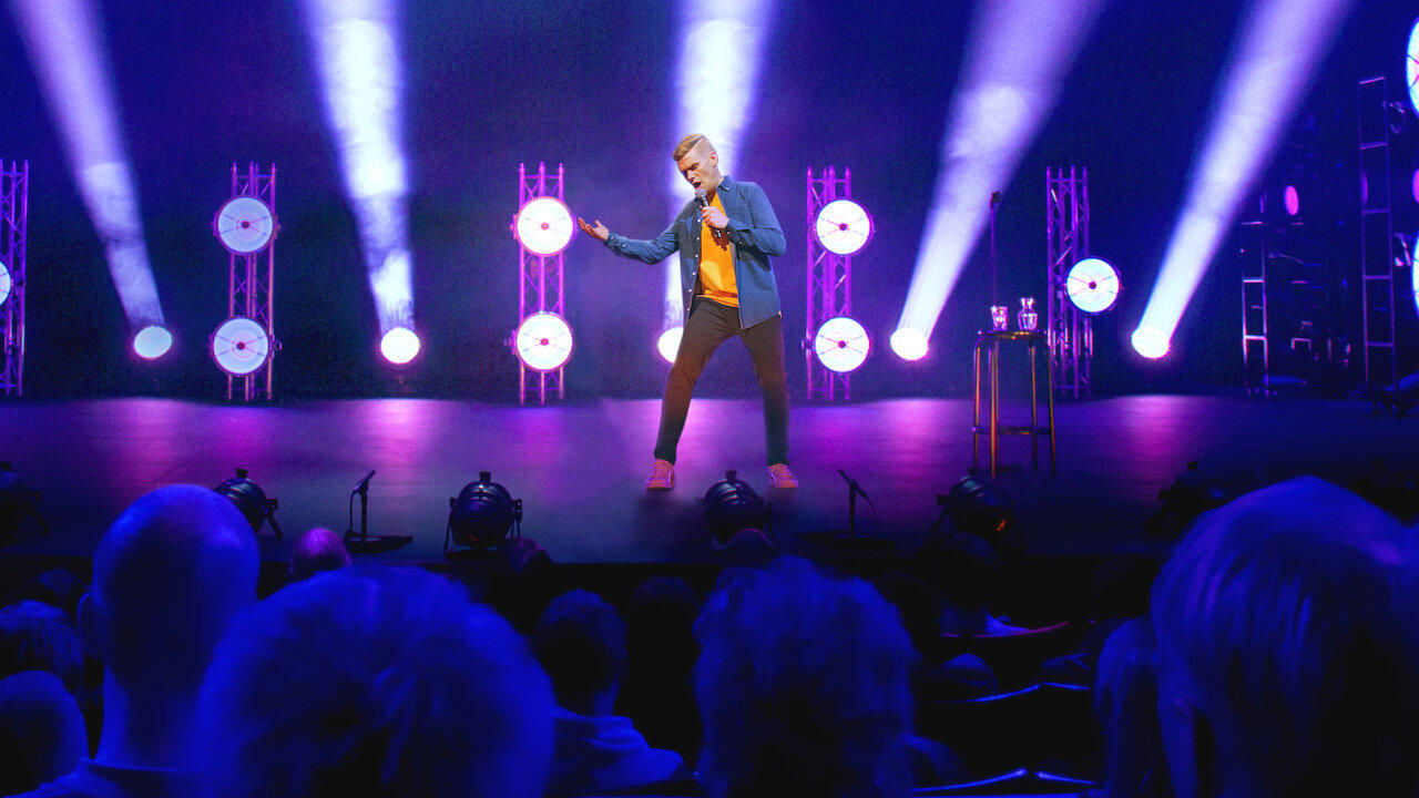 Ari Eldjárn: Pardon My Icelandic backdrop