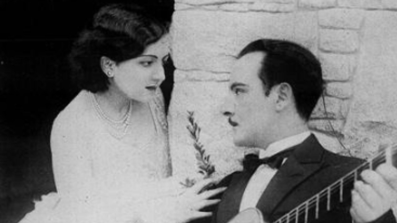 Alvorada de Glória backdrop