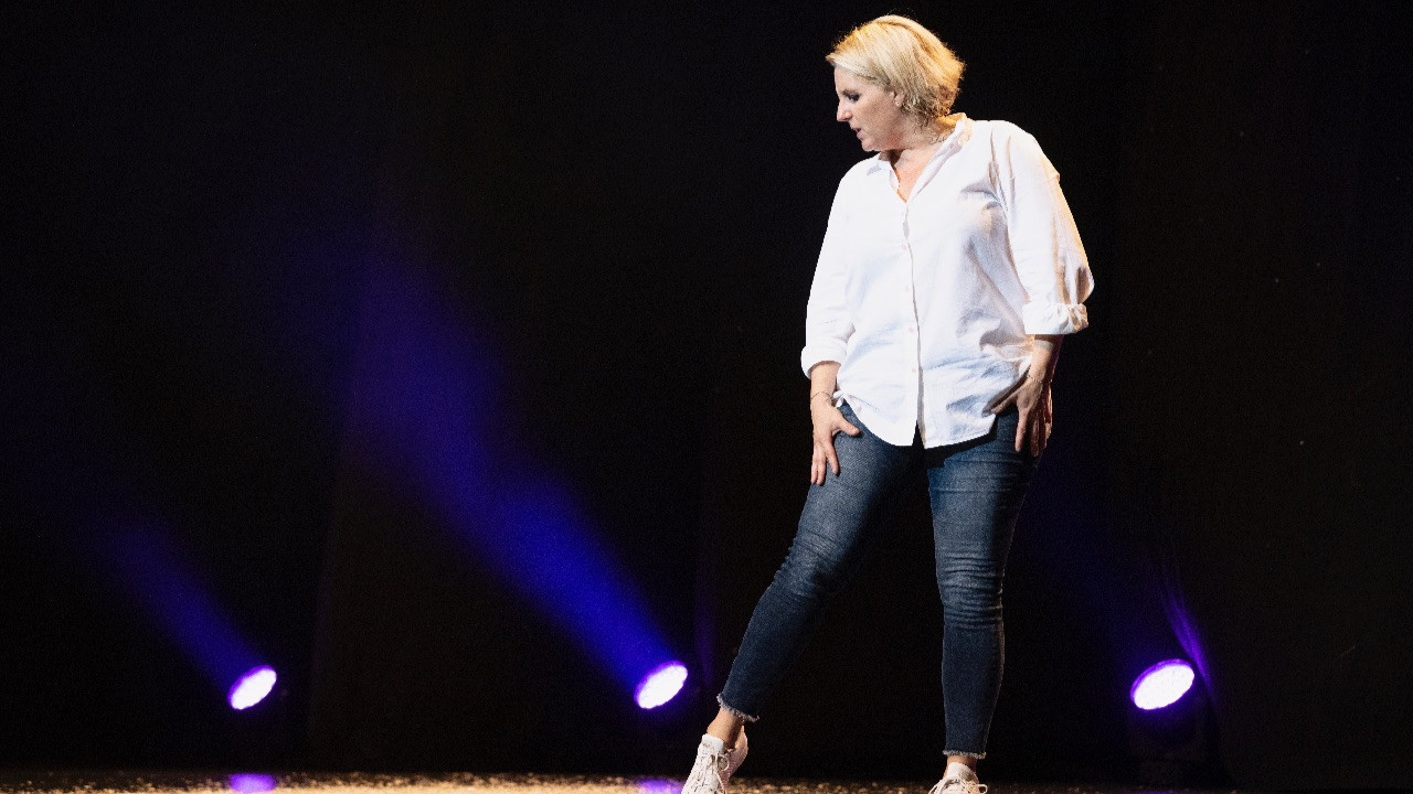 Véronique Gallo - Femme de Vie backdrop