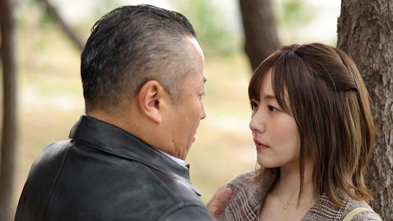 A Single Mom Working as a Cashier Becomes a Cheated Wife Overnight. When She and Another Betrayed Partner Unleashed Their Pent-Up Frustrations, Their Sexual Compatibility Was So Perfect - Hikari Aozora backdrop