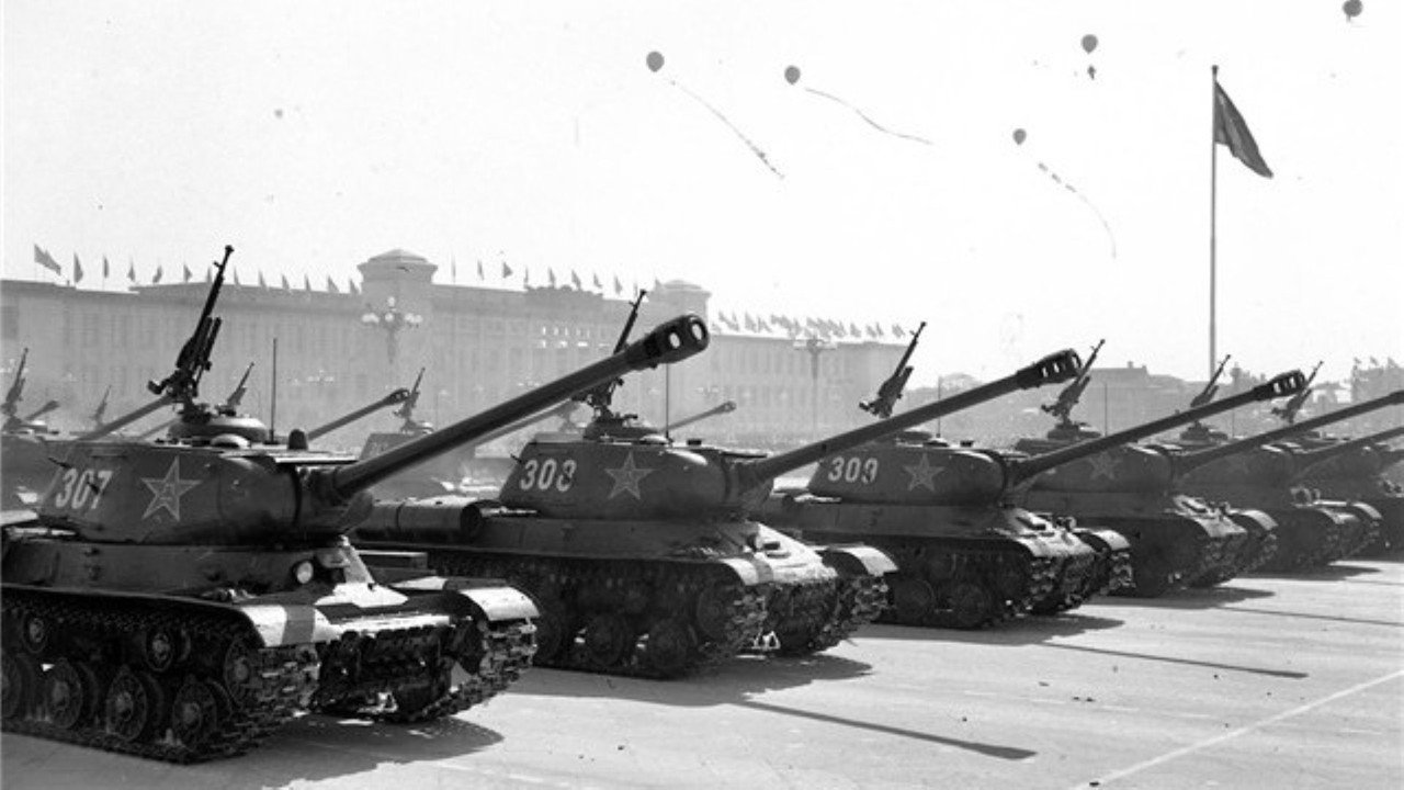 中华人民共和国成立10周年国庆大阅兵 backdrop