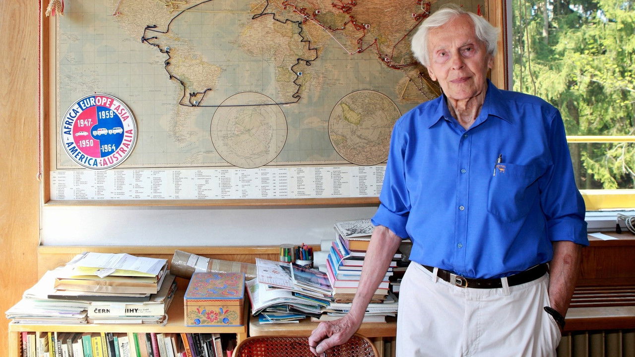 Století Miroslava Zikmunda backdrop