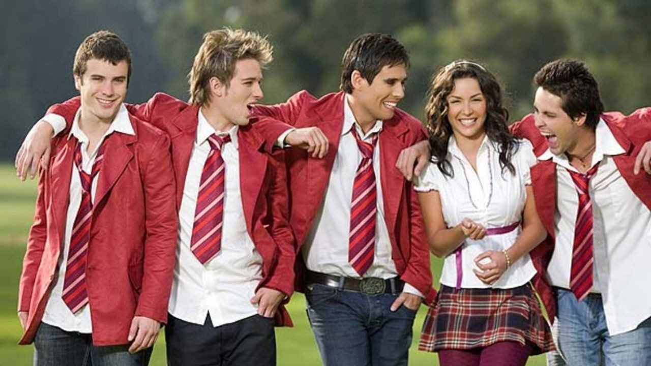 Niños Ricos, Pobres Padres backdrop