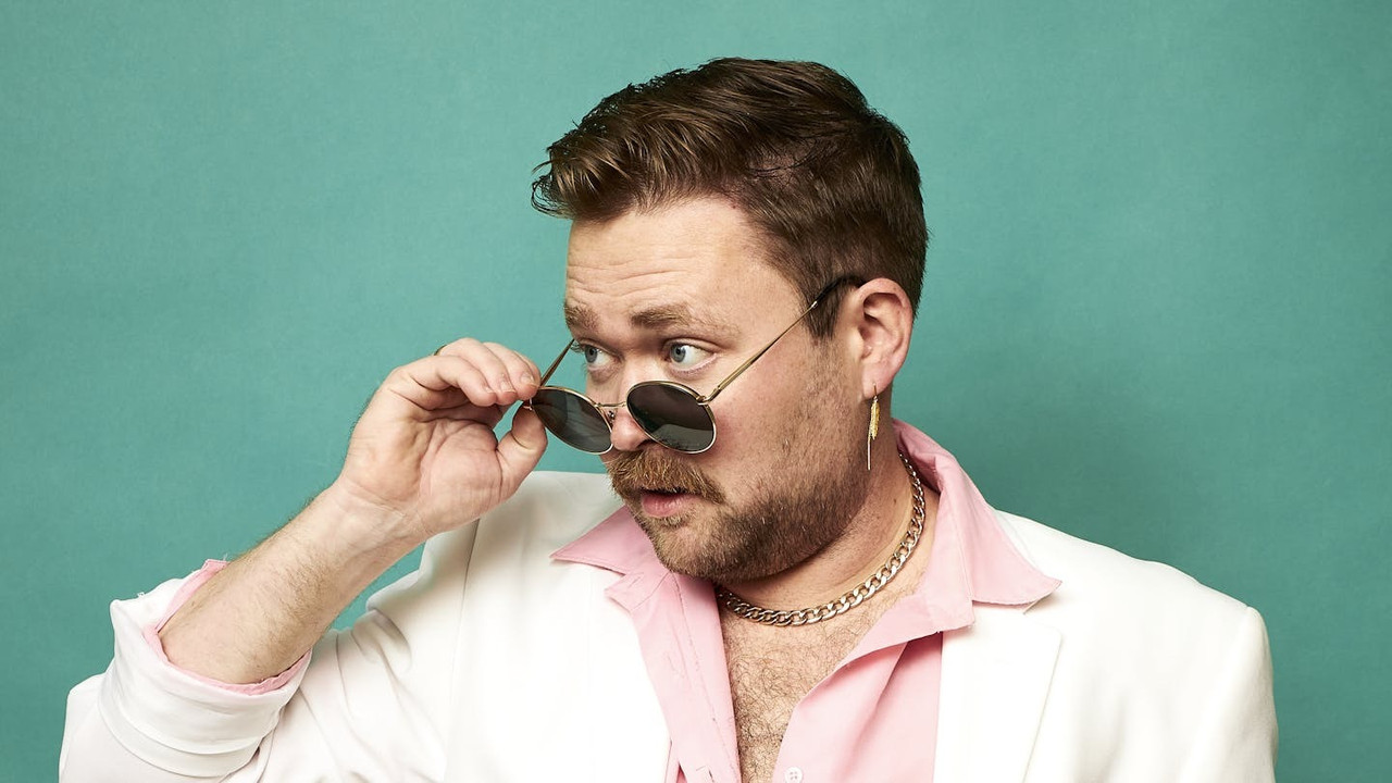 Tjelle Vejrup - Aase backdrop