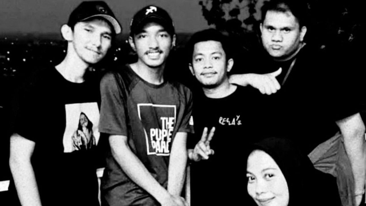 The (memories) We Never Forget backdrop