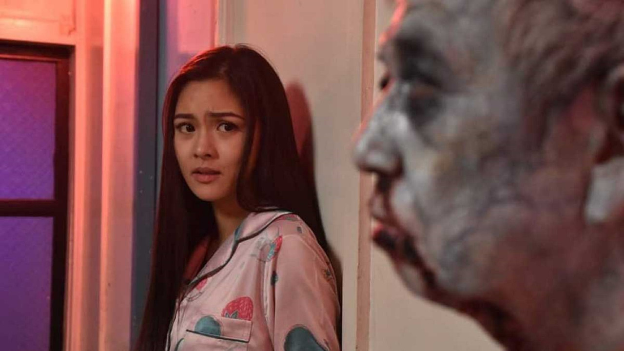 Huwag Kang Lalabas backdrop