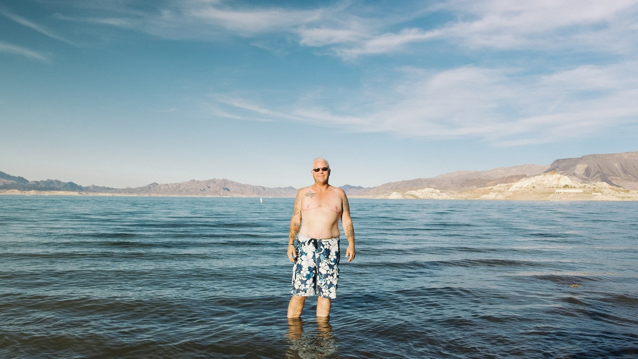 Finding Kim backdrop