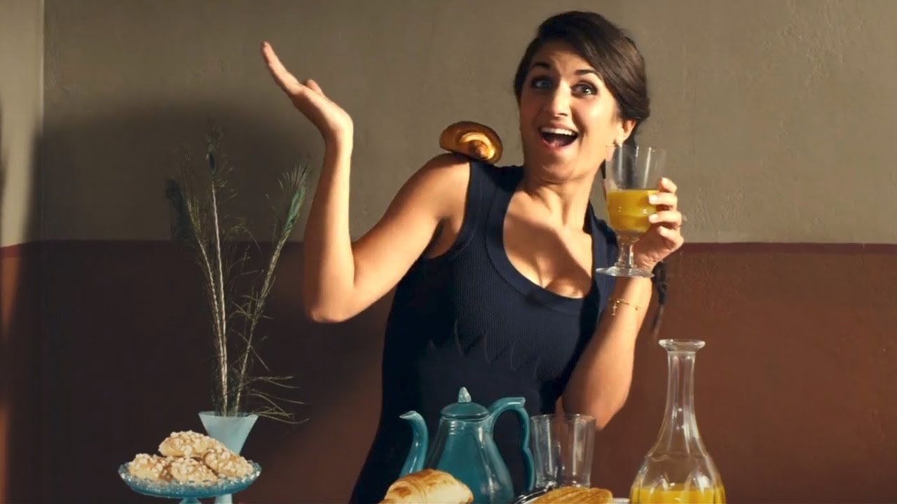 Divorce French Style backdrop