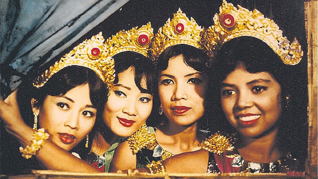 Puthisen and Lady Kong Rey backdrop