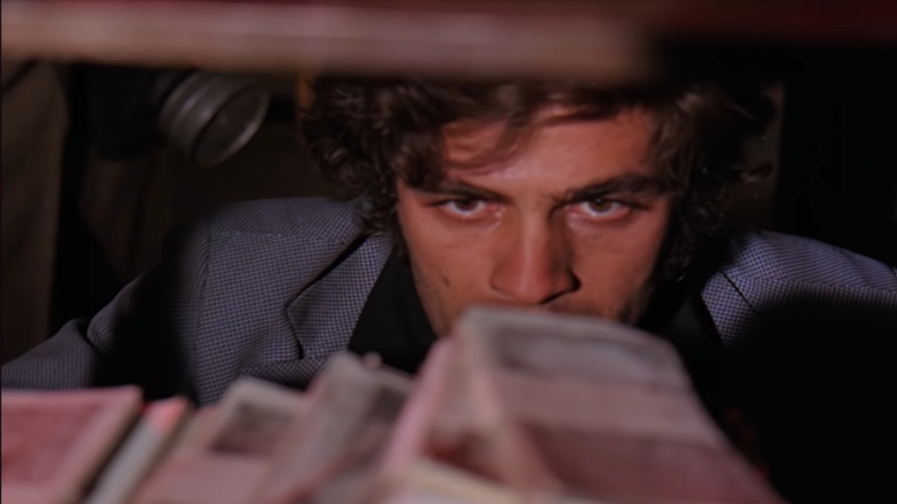 Kanlı Para backdrop