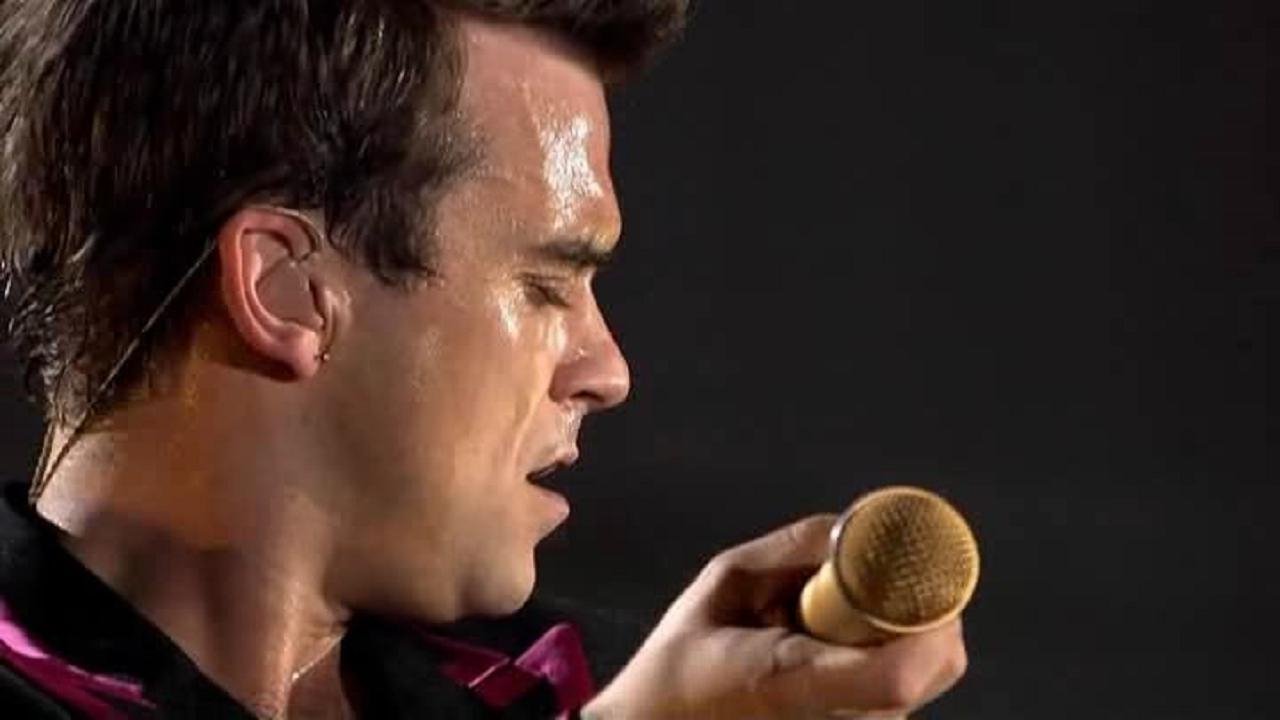 Robbie Williams: Live In Berlin backdrop