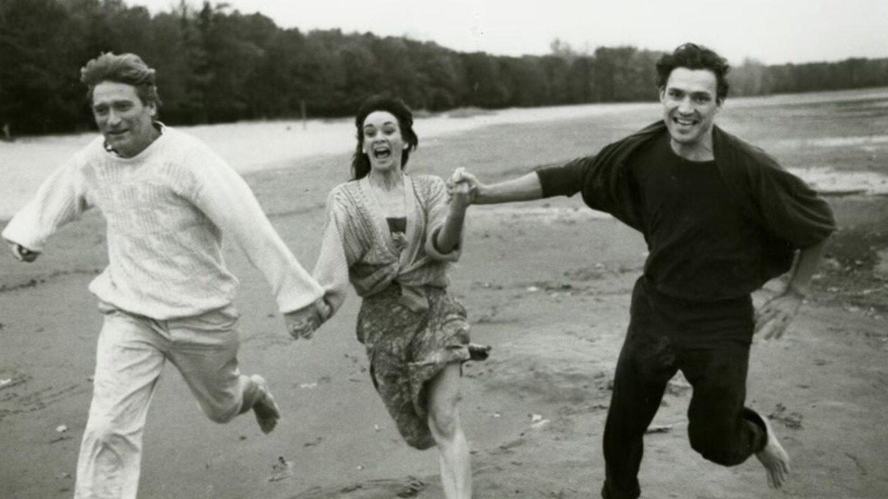 Straight for the Heart backdrop