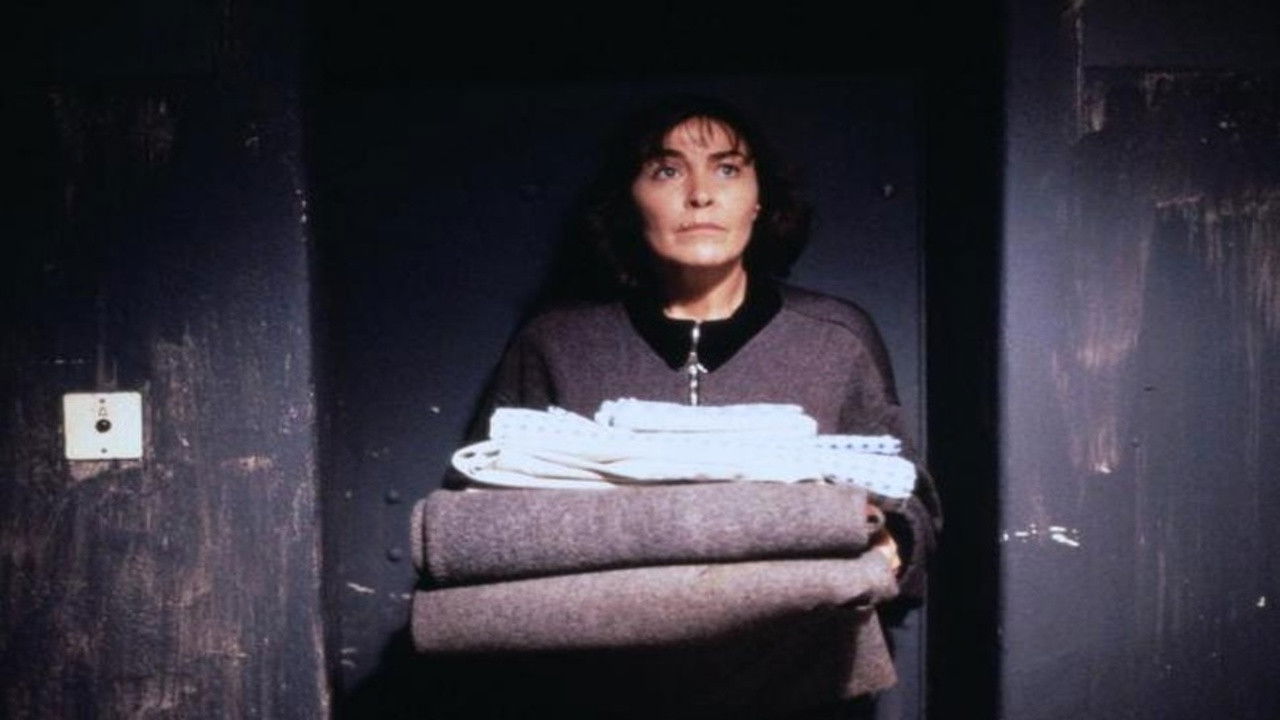 Ich klage an backdrop