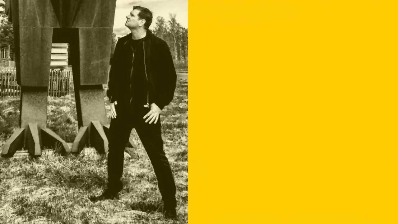 Al Pitcher – Big in Sweden backdrop