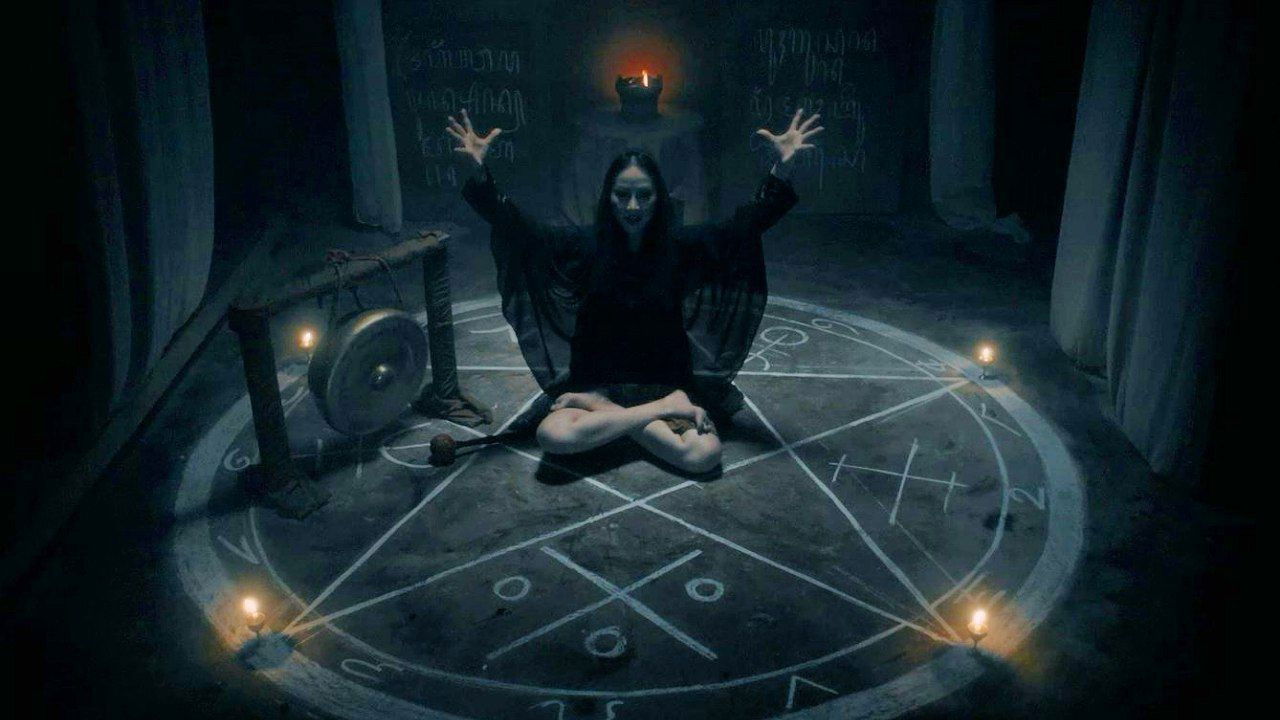 Desa Mati The Movie backdrop