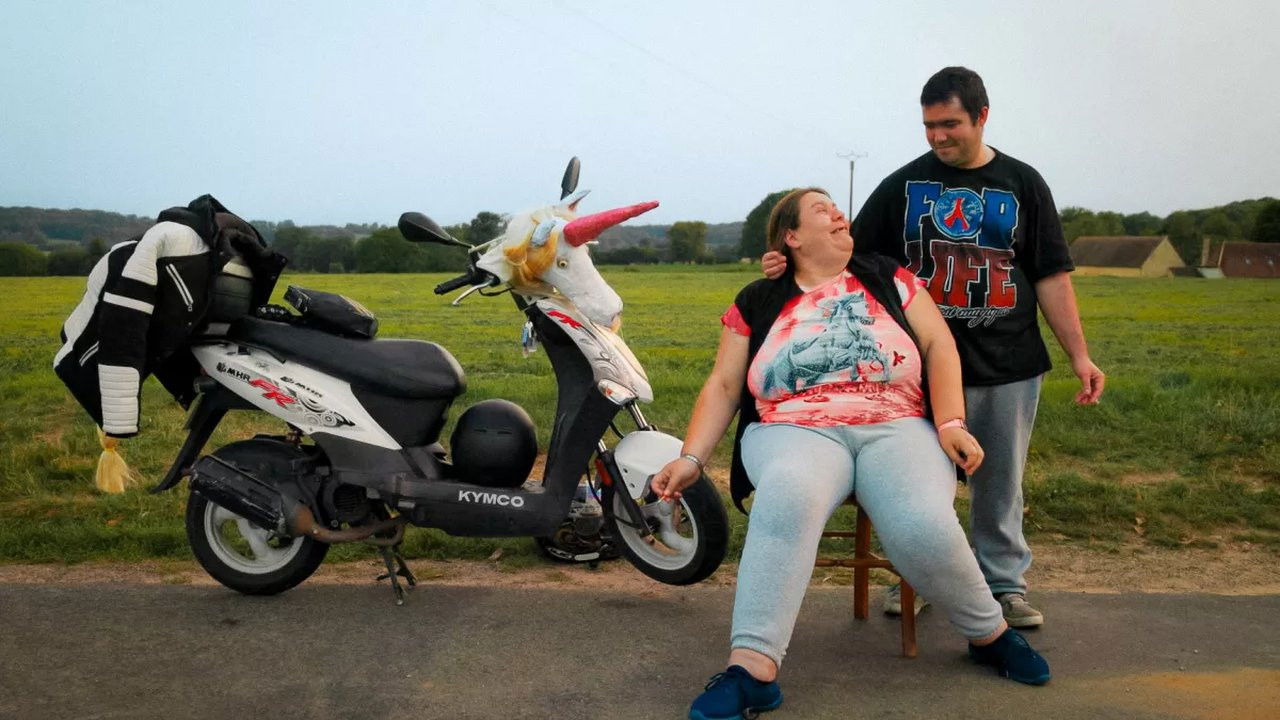 Les Amours Parapluies backdrop