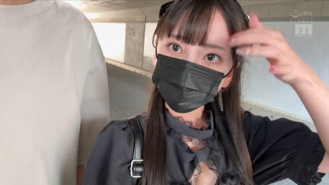 引きこもりヤンデレ地雷生徒を野外に連れ出したらラブホテルに連れ込まれチ〇ポが狂うまで痴女られて人生破滅した僕 backdrop