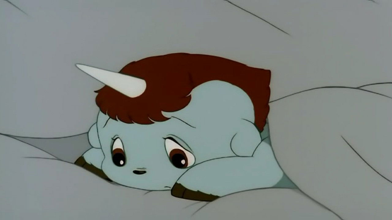 Unico: Black Cloud and White Feathers backdrop