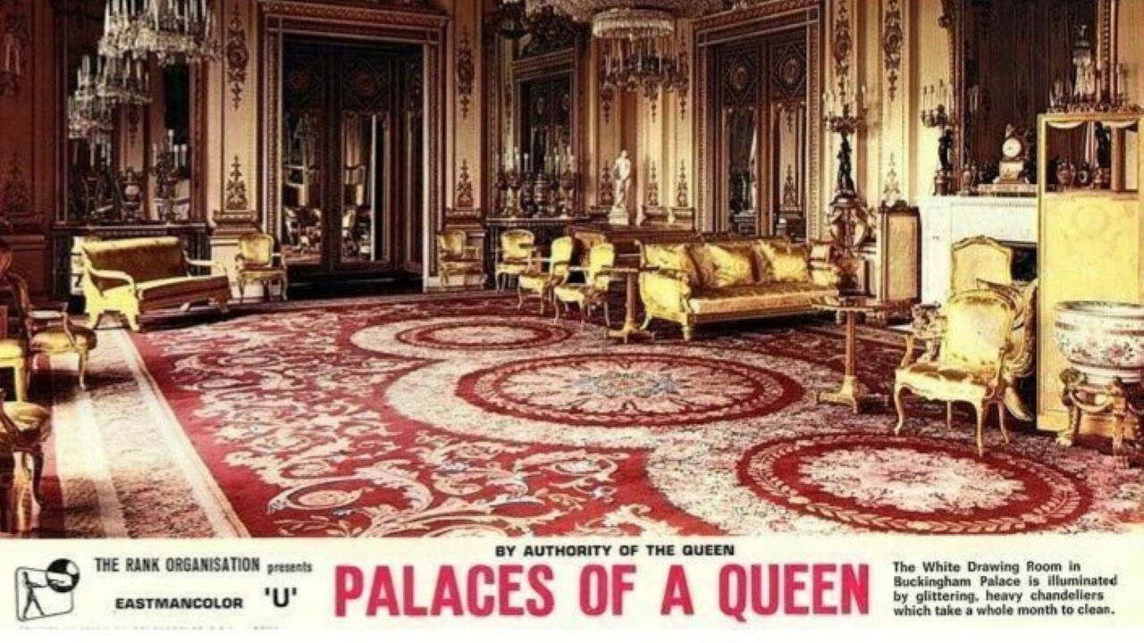 Palaces of a Queen backdrop