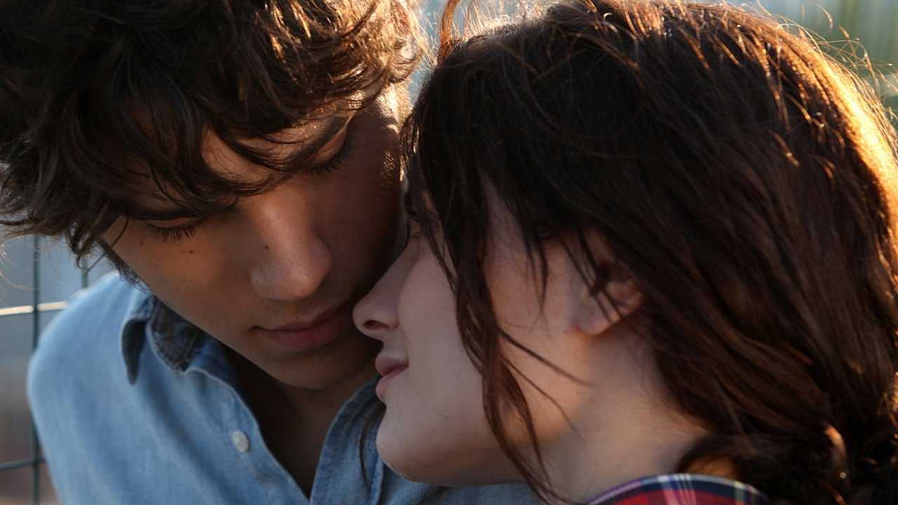 Almeno tu nell'universo backdrop