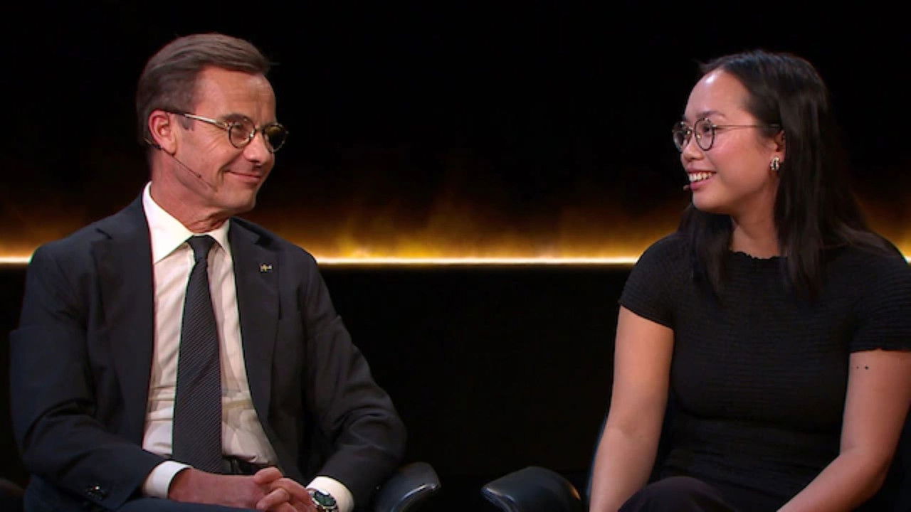 Malou möter Ulf Kristersson backdrop