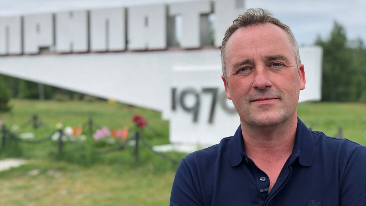 Ingemann og Jerntæppets fald backdrop