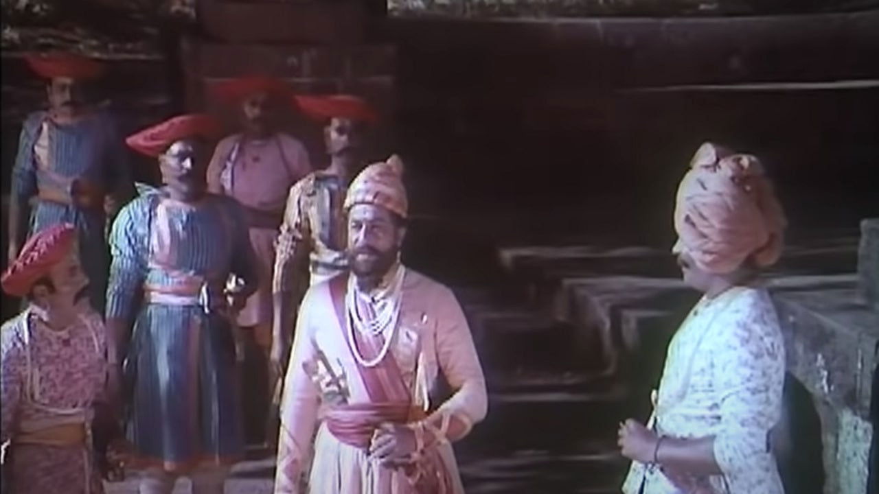 Ganimi Kawa backdrop