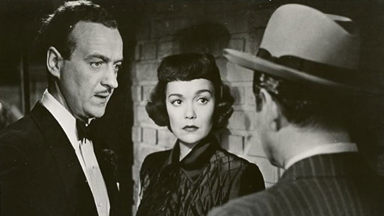 A Kiss in the Dark backdrop