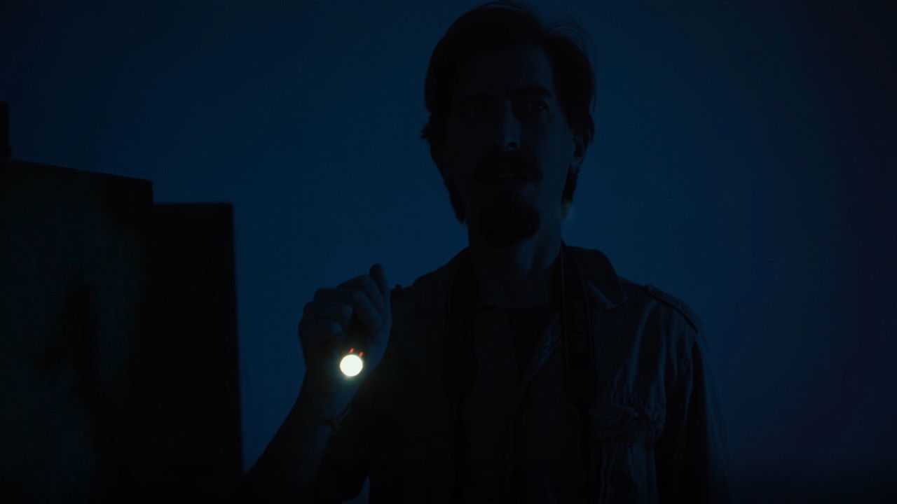 Mal Passado backdrop