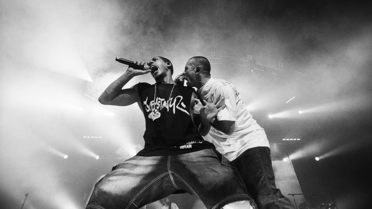 Suprême NTM - On est encore là : Bercy 2008 backdrop